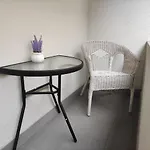 Helvetia - Private In Center Hostel
