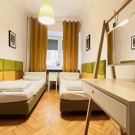 Helvetia - Private In Center And Old Town Warszawa