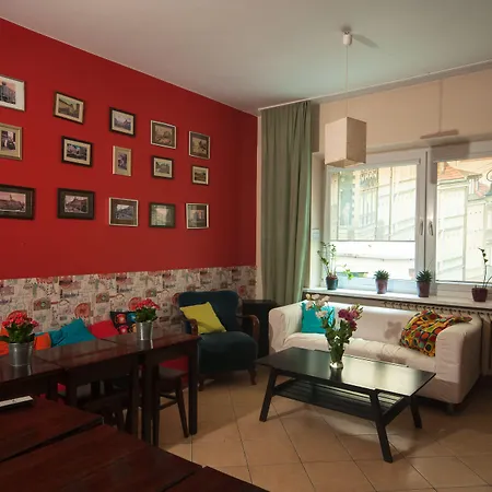 Helvetia Center And Old Town ホステル *