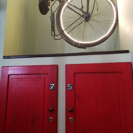 Helvetia Center And Old Town ホステル ワルシャワ