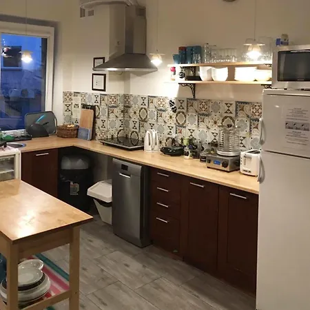 Helvetia Center And Old Town ワルシャワ