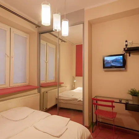 Helvetia - Private In Center And Old Town Warszawa