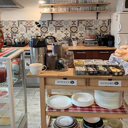 Hostel Helvetia - Private In Center And Old Town Warsaw