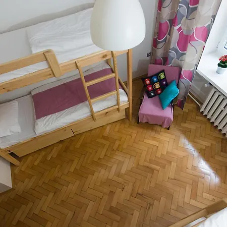 Helvetia - Private In Center And Old Town Hostel Warsaw