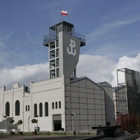 Hostel Helvetia Center And Old Town Varšava