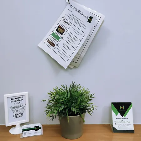 Helvetia Center And Old Town Hostel Varšava