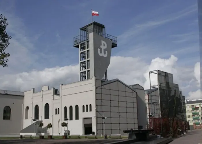 Hostel Helvetia Center And Old Town Warszawa